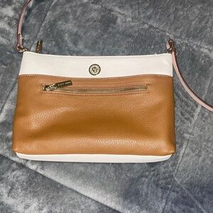 Anne Klein cross body purse